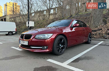 Купе BMW 3 Series 2012 в Києві