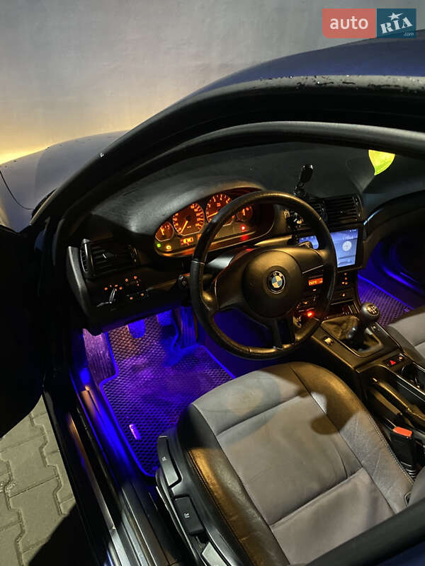 Седан BMW 3 Series 2003 в Житомире