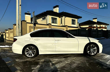 Седан BMW 3 Series 2013 в Львові