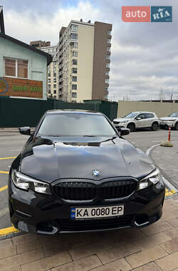 Седан BMW 3 Series 2022 в Киеве