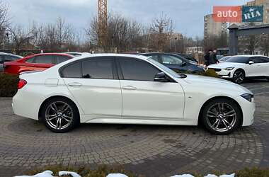 Седан BMW 3 Series 2018 в Львове