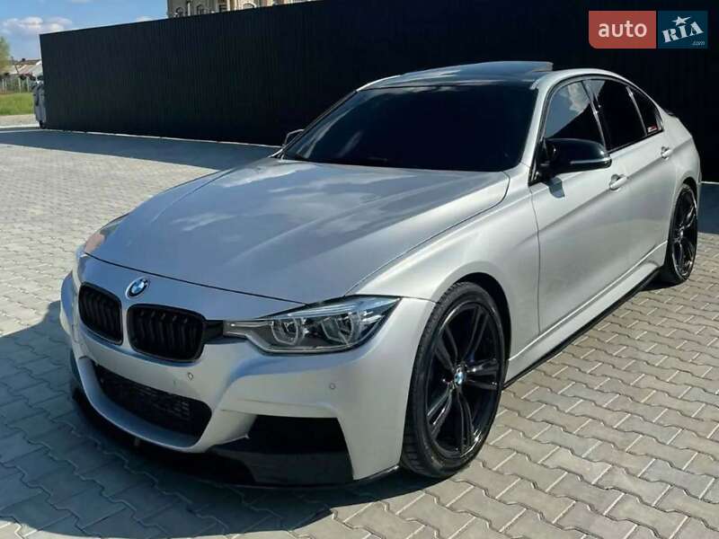 Седан BMW 3 Series 2015 в Львові