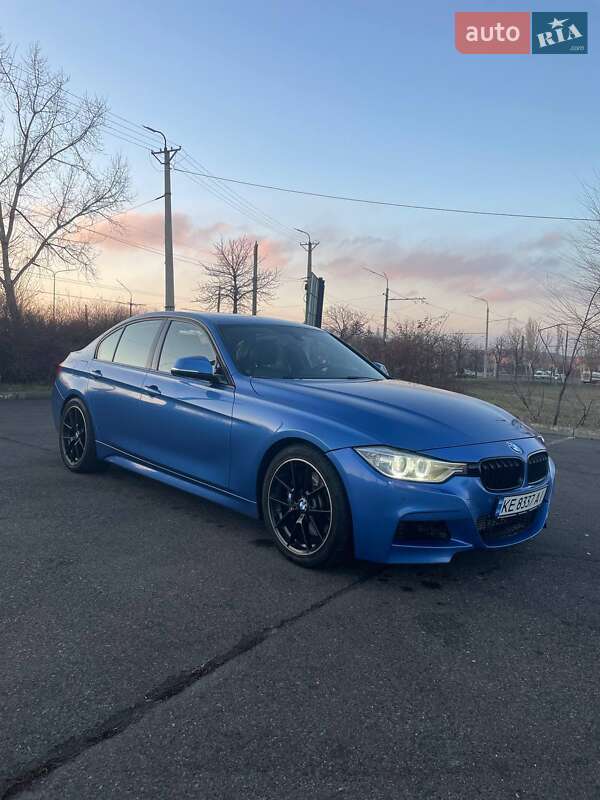 Седан BMW 3 Series 2013 в 