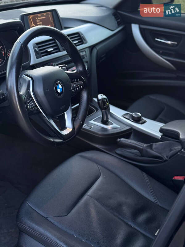 Седан BMW 3 Series 2012 в Житомире