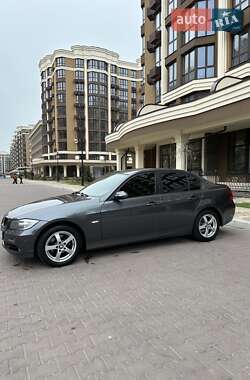 Седан BMW 3 Series 2006 в Києві