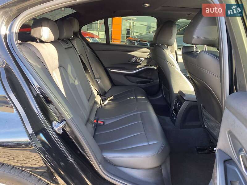 Седан BMW 3 Series 2019 в Львові фото 23 Седан BMW 3 Series 2019 в Львові
