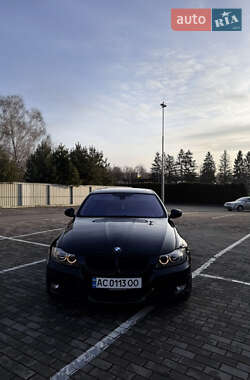 Седан BMW 3 Series 2009 в Луцке