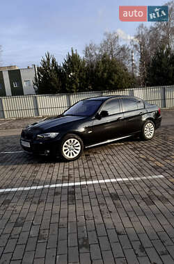 Седан BMW 3 Series 2009 в Луцке