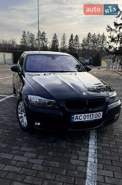 Седан BMW 3 Series 2009 в Луцке