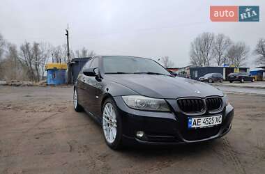 Седан BMW 3 Series 2010 в Павлограде