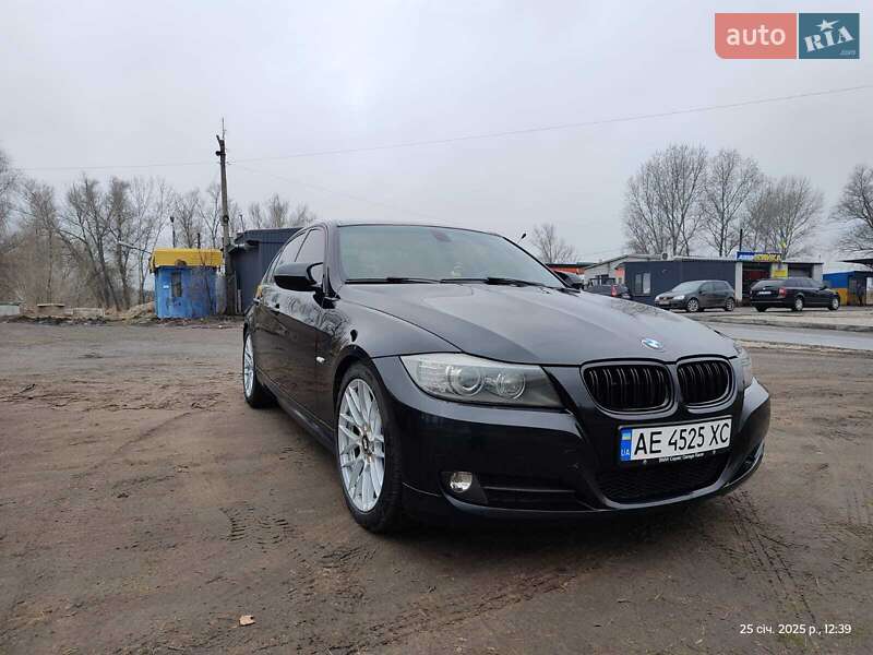 BMW 3 Series 2010