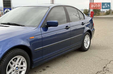 Седан BMW 3 Series 2004 в 