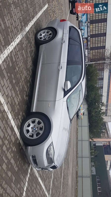 Универсал BMW 3 Series 2010 в Луцке фото 7 Универсал BMW 3 Series 2010 в Луцке