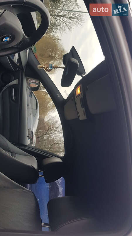 Универсал BMW 3 Series 2010 в Луцке фото 35 Универсал BMW 3 Series 2010 в Луцке