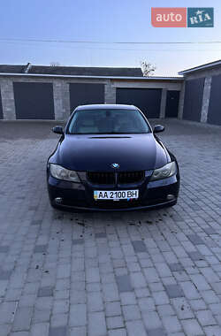 Седан BMW 3 Series 2007 в Березному