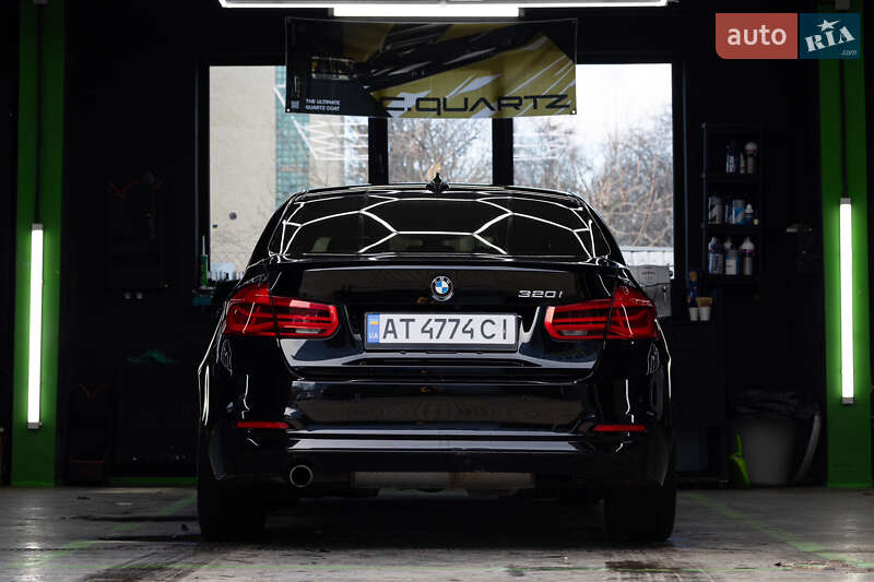 Седан BMW 3 Series 2016 в Ивано-Франковске