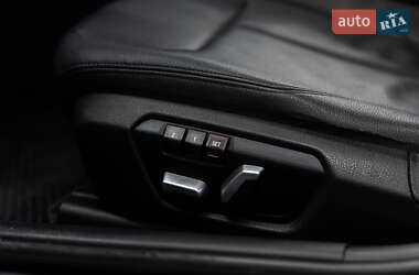 Седан BMW 3 Series 2016 в 