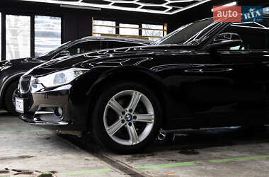 Седан BMW 3 Series 2016 в 