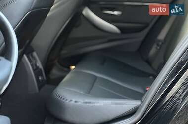 Седан BMW 3 Series 2016 в 