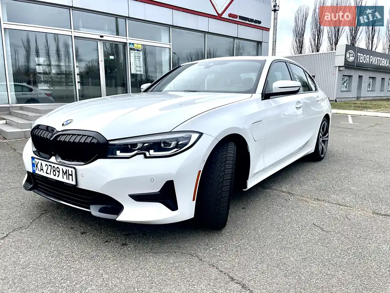 BMW 3 Series 2020