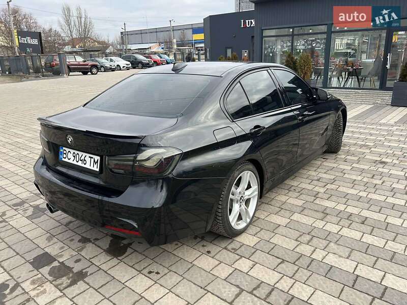 Седан BMW 3 Series 2016 в Львові