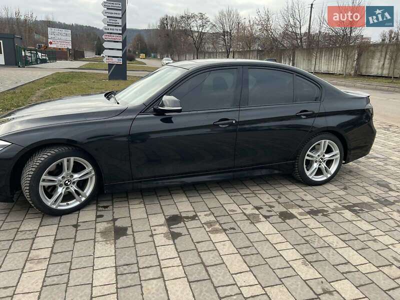 Седан BMW 3 Series 2016 в Львові