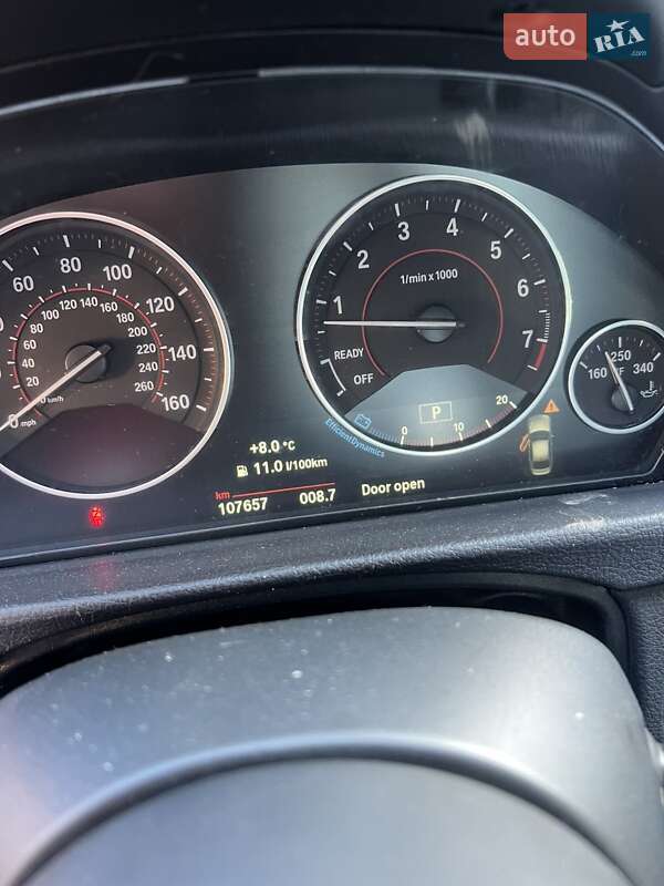 Седан BMW 3 Series 2016 в Львові