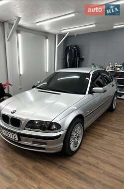 Універсал BMW 3 Series 2001 в Пустомитах