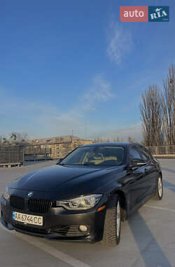 Седан BMW 3 Series 2014 в Киеве