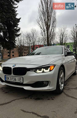 Седан BMW 3 Series 2014 в Рівному