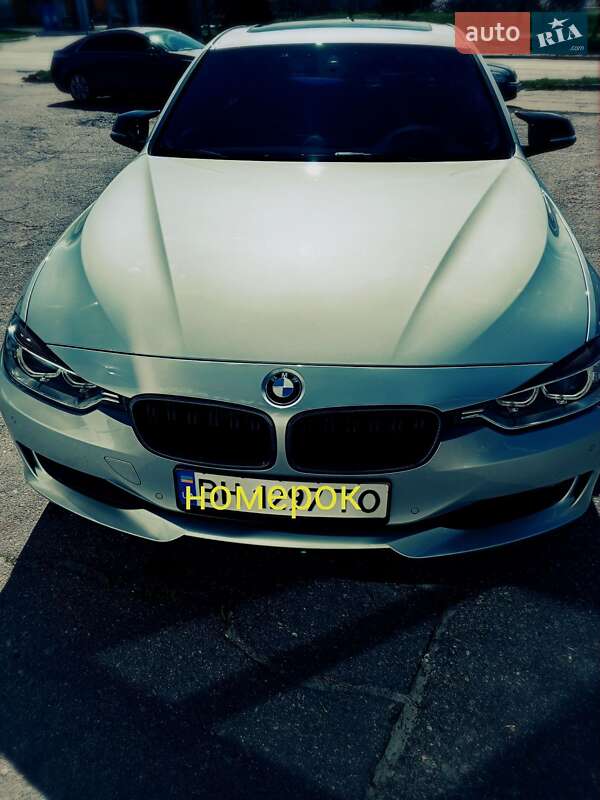 Седан BMW 3 Series 2014 в Кременчуге