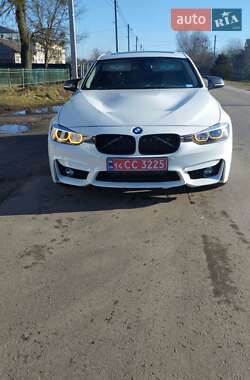 Седан BMW 3 Series 2015 в Великих Мостах