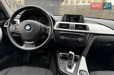 Седан BMW 3 Series 2012 в Тячеві