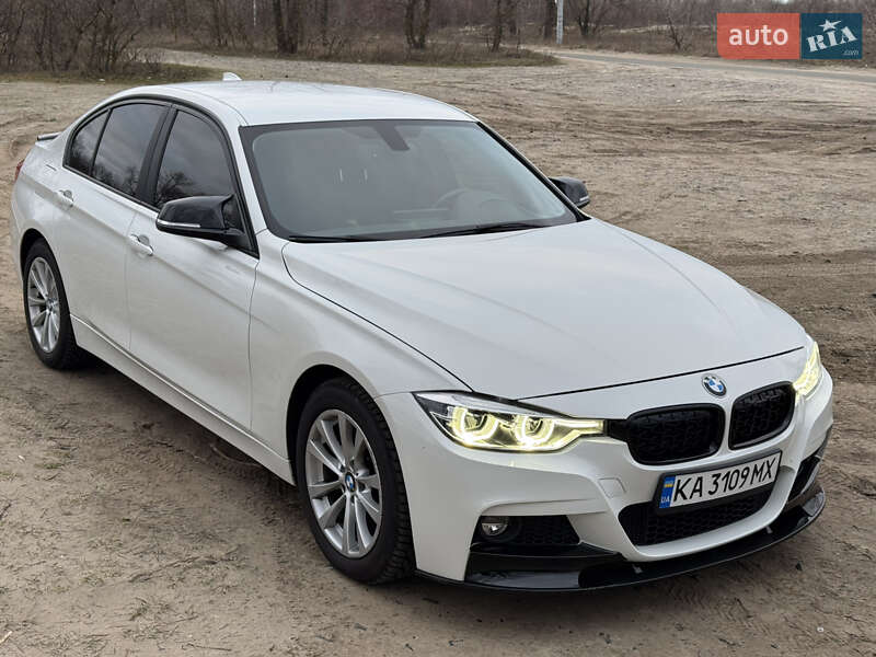 BMW 3 Series 2016