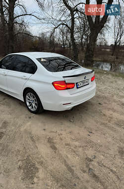Седан BMW 3 Series 2016 в 