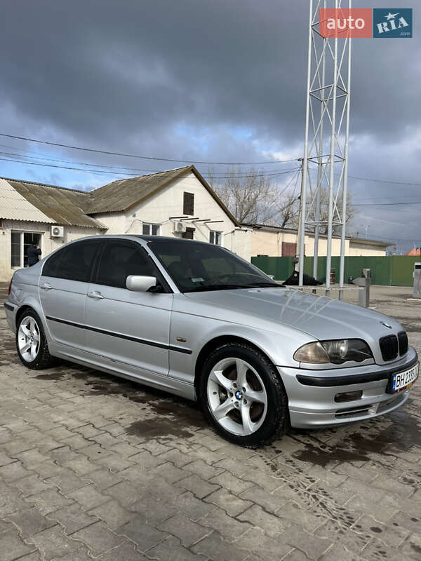 Седан BMW 3 Series 2000 в Арцизе