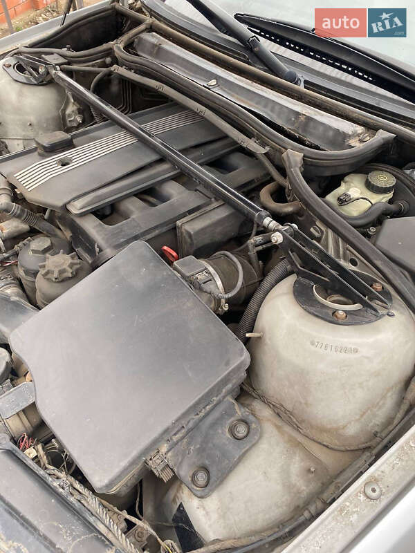 Седан BMW 3 Series 2000 в Одессе