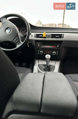 Седан BMW 3 Series 2007 в Ивано-Франковске