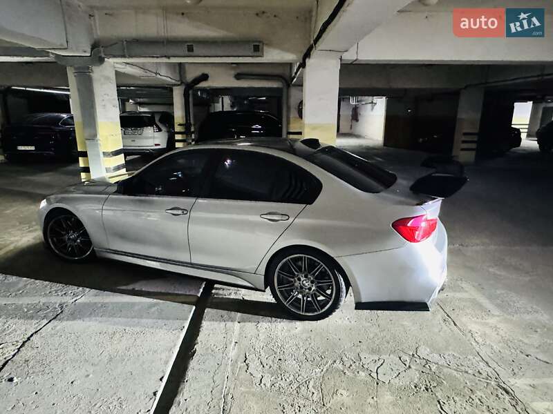 BMW 3 Series 2016