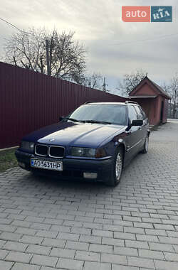 Универсал BMW 3 Series 1995 в Ужгороде