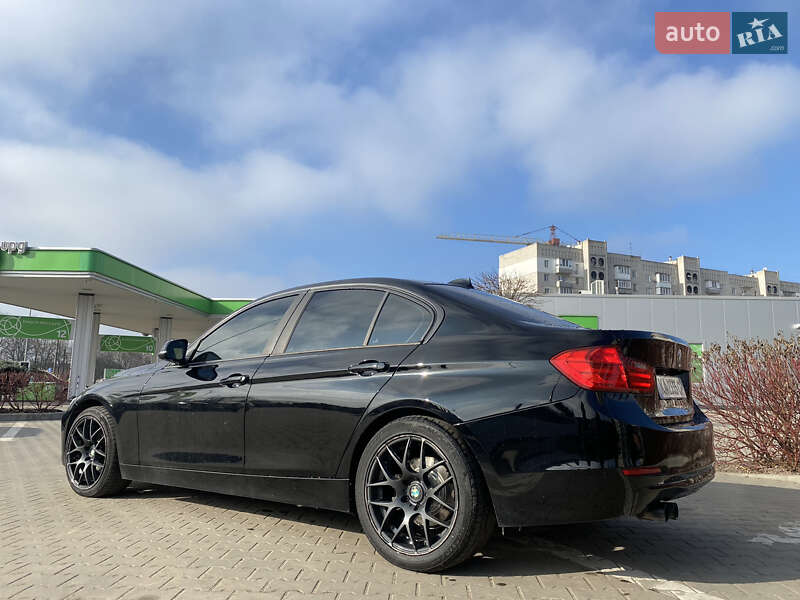 Седан BMW 3 Series 2012 в Житомире
