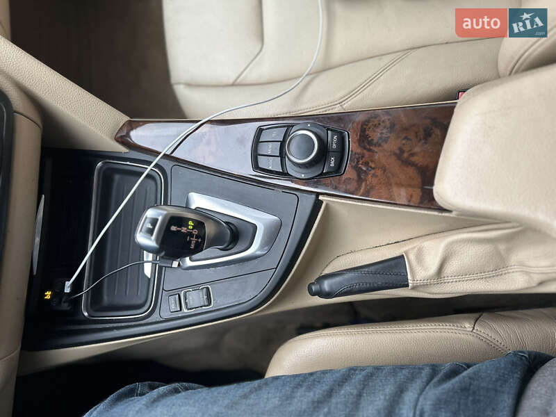 Седан BMW 3 Series 2013 в Івано-Франківську