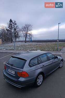 Универсал BMW 3 Series 2009 в Смеле