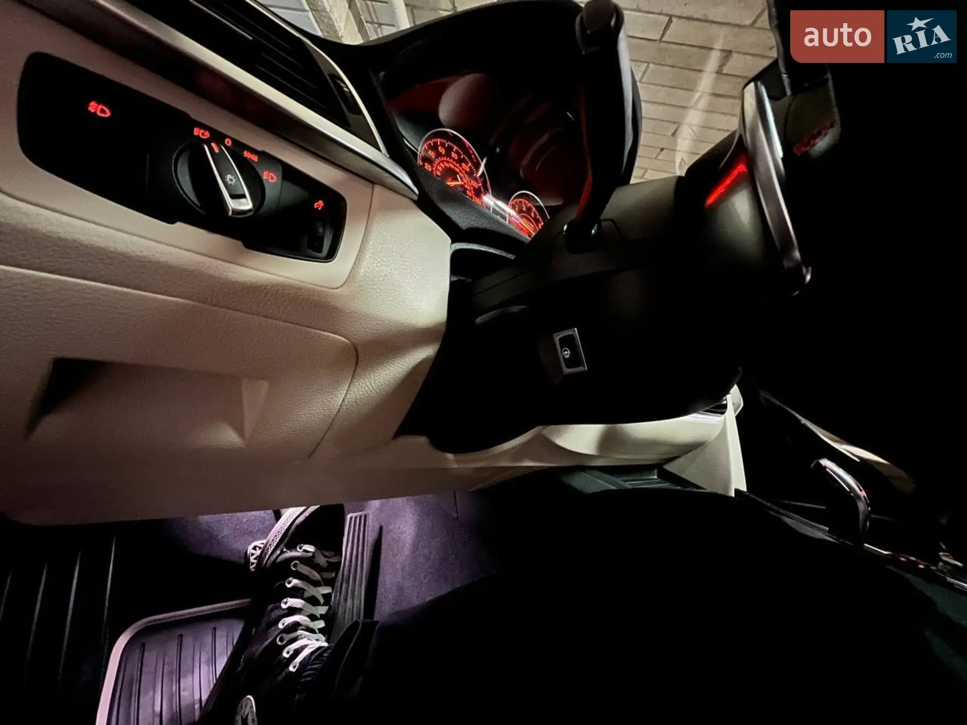 2016 BMW 3er - мініатюра 12