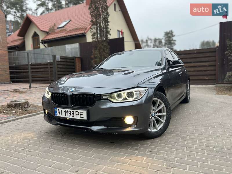 Седан BMW 3 Series 2013 в Києві