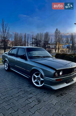 Седан BMW 3 Series 1985 в Одесі