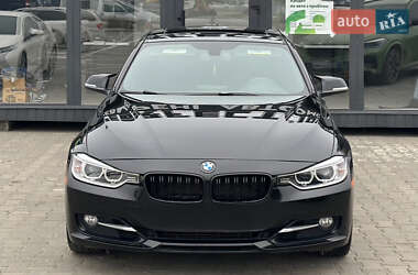 Седан BMW 3 Series 2013 в Чернівцях