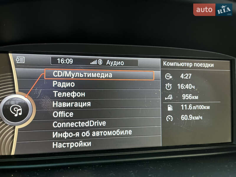 Седан BMW 3 Series 2011 в Краснограде