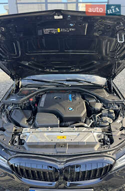 Седан BMW 3 Series 2021 в 