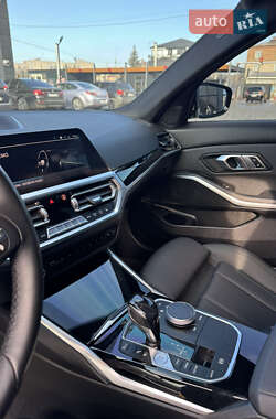 Седан BMW 3 Series 2021 в 